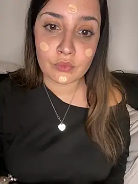 Novababy18 online show from February 4, 2026, 9:09 pm