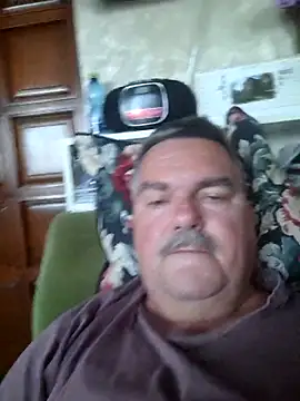 Snapshot of Tbone17 chatting on April 25, 2026, 4:26 am Tbone17 online show from April 25, 2026, 4:26 am