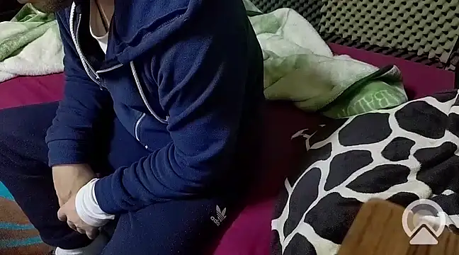 Arabeyes online show from February 23, 2025, 8:33 pm