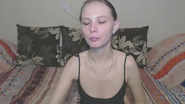 Nika Shiny online show from December 12, 2024, 5:31 am