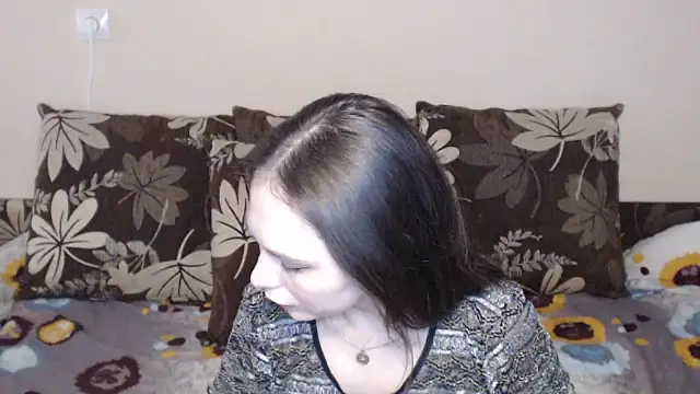 Nika Shiny online show from April 22, 2026, 2:14 am