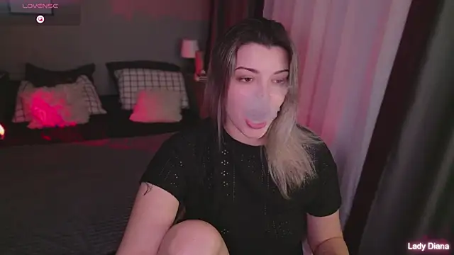 LancasterLady online show from December 5, 2025, 1:09 pm