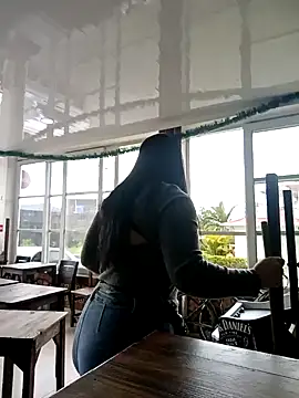 Snapshot of my-kitty chatting on January 6, 2025, 7:45 pm my-kitty online show from January 6, 2025, 7:45 pm