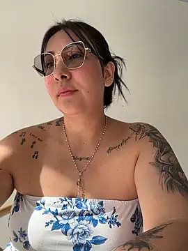 my-kitty online show from June 5, 2026, 8:58 pm