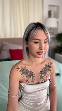 MiaMinx online show from November 10, 2025, 1:59 am