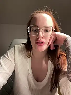 Mona-Peaches online show from December 27, 2024, 4:54 pm