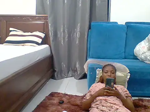 Snapshot of sexy__candyy chatting on September 22, 2025, 5:37 pm sexy candyy online show from September 22, 2025, 5:37 pm