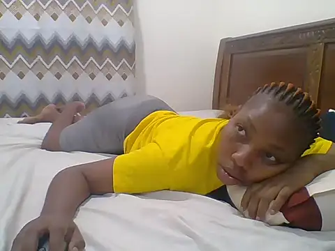 Snapshot of sexy__candyy chatting on December 16, 2025, 6:02 pm sexy candyy online show from December 16, 2025, 6:02 pm