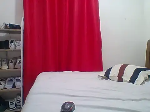 Snapshot of sexy__candyy chatting on January 6, 2026, 6:44 pm sexy candyy online show from January 6, 2026, 6:44 pm