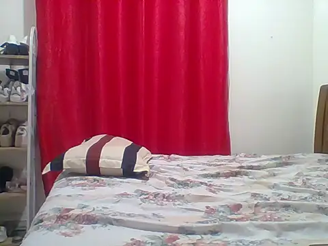 sexy  candyy online show from April 23, 2026, 8:22 pm