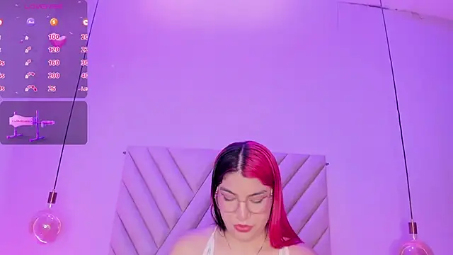 Snapshot of EmmaSwift_ chatting on January 8, 2026, 4:04 am EmmaSwift online show from January 8, 2026, 4:04 am