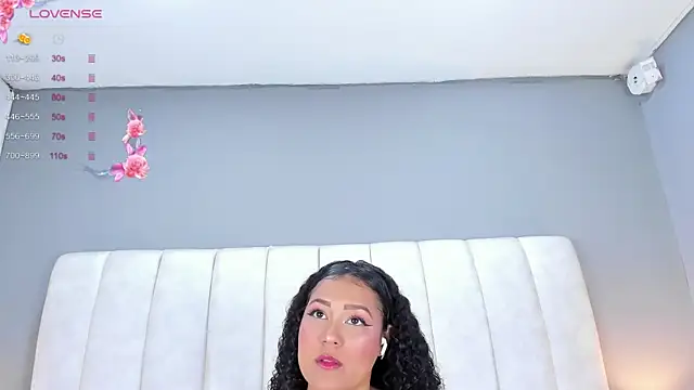 Ashleyy23x online show from November 12, 2025, 7:46 pm