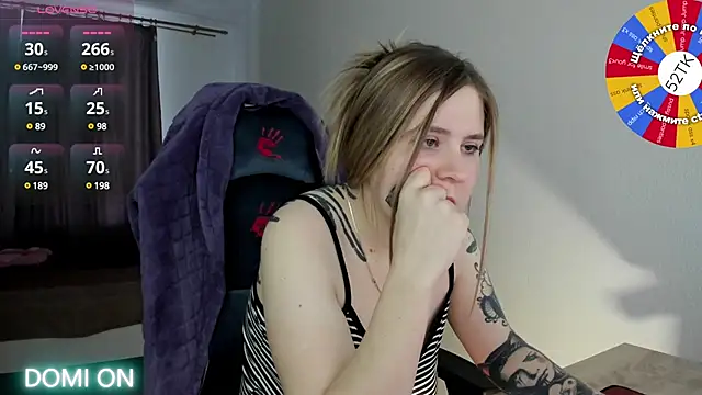 Olivia Munk online show from February 12, 2025, 6:40 am