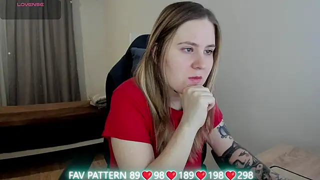 Olivia Munk online show from March 14, 2025, 3:59 am