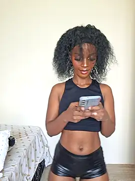 Kamdollie online show from November 30, 2025, 8:51 am