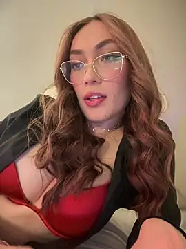 MichelleFerry  online show from February 2, 2025, 4:05 am