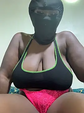 sweet1111 online show from October 19, 2025, 10:32 pm