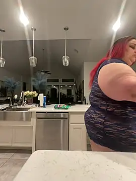 Snapshot of bbwredhead chatting on May 7, 2026, 2:28 am bbwredhead online show from May 7, 2026, 2:28 am