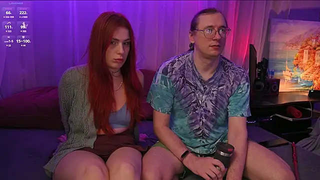 Claudia and elon  online show from January 22, 2025, 3:52 am