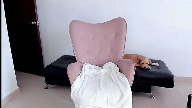 selene king2 online show from February 8, 2025, 5:50 pm