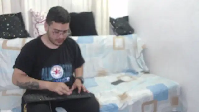 luxury sex 17 online show from April 24, 2026, 10:45 pm