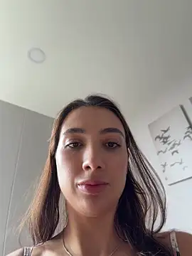 Snapshot of AnnaCastillo_ chatting on April 25, 2026, 2:14 pm AnnaCastillo online show from April 25, 2026, 2:14 pm