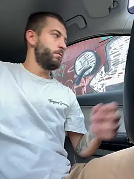 ElChapoGuzman95 online show from September 18, 2025, 4:36 am