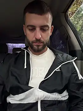 ElChapoGuzman95 online show from November 18, 2025, 6:51 am