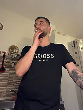 ElChapoGuzman95 online show from January 6, 2026, 6:55 pm