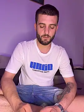 ElChapoGuzman95 online show from April 13, 2026, 7:19 pm