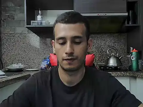 Snapshot of talktome4 chatting on August 5, 2026, 9:28 pm talktome4 online show from August 5, 2026, 9:28 pm