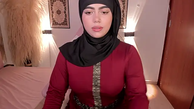 shayla 18 online show from January 21, 2025, 8:32 pm