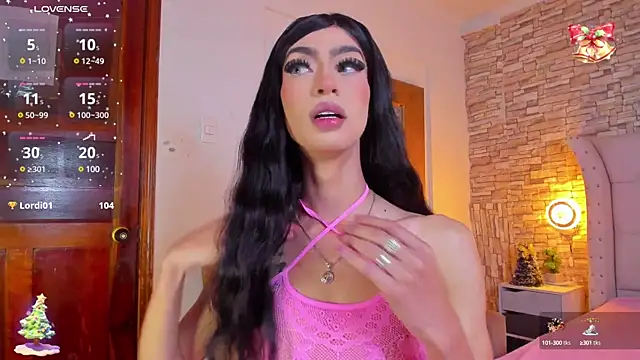 NahiaFox online show from December 21, 2024, 4:41 am