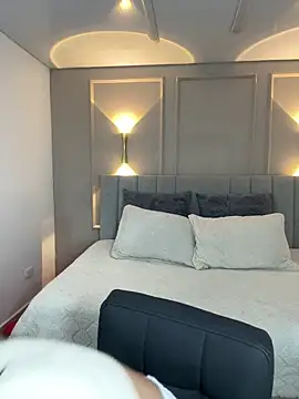 Miss blue69 online show from February 18, 2025, 1:43 am