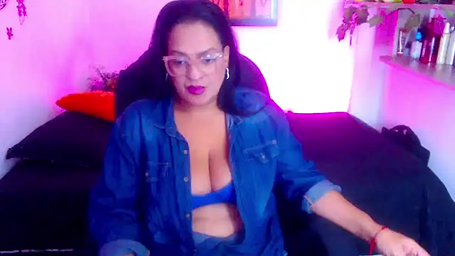 menfismuller2 online show from September 23, 2025, 3:59 pm