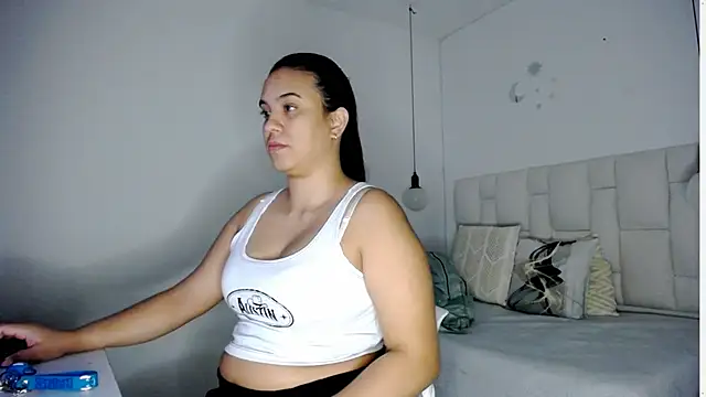 tiffany  pink online show from October 9, 2025, 8:07 pm