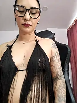 Snapshot of Fleurmeyer79 chatting on May 5, 2026, 3:31 pm Fleurmeyer79 online show from May 5, 2026, 3:31 pm