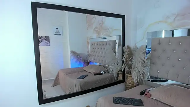 ainaah  online show from March 14, 2025, 2:41 pm