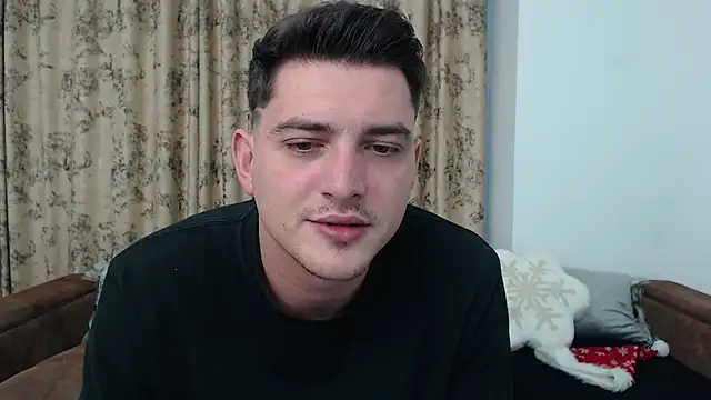 Snapshot of AndyFame chatting on December 19, 2024, 12:56 pm AndyFame online show from December 19, 2024, 12:56 pm