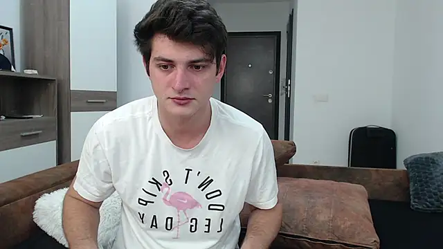 Snapshot of AndyFame chatting on March 4, 2025, 10:49 pm AndyFame online show from March 4, 2025, 10:49 pm