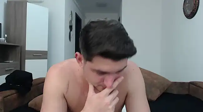 Snapshot of AndyFame chatting on March 17, 2025, 12:19 am AndyFame online show from March 17, 2025, 12:19 am