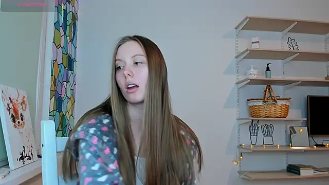 Peggy Beauty online show from September 28, 2025, 4:01 pm