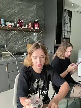 Nura n Sarah online show from February 1, 2025, 5:07 am