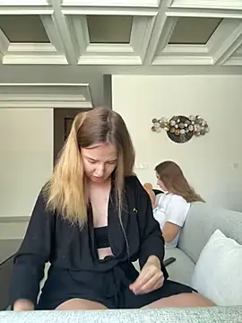 Nura n Sarah online show from October 17, 2025, 3:53 am