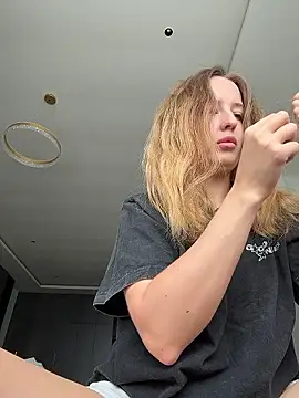 Nura n Sarah online show from January 7, 2026, 5:10 am