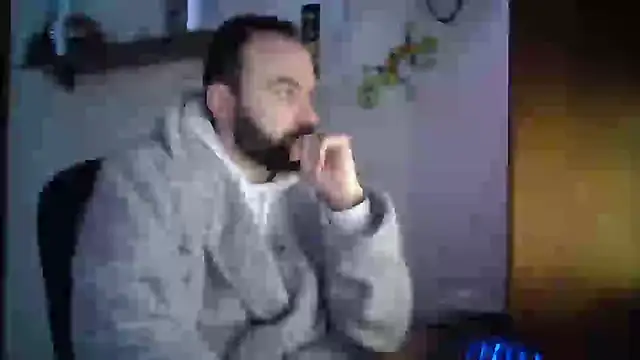 joaodias 97 online show from March 9, 2025, 7:05 pm