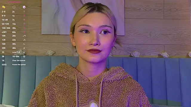 CarolReeves online show from February 23, 2025, 1:10 pm