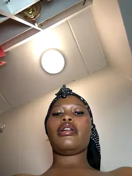 Neelo-Smith online show from November 14, 2025, 4:33 am