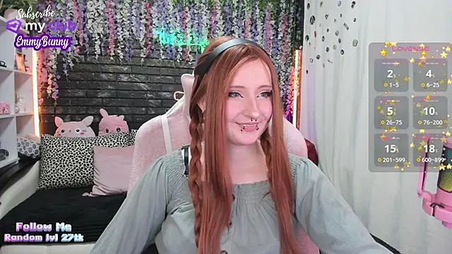 Snapshot of EmmyBunny chatting on January 14, 2025, 3:15 pm EmmyBunny online show from January 14, 2025, 3:15 pm