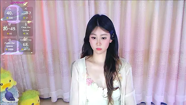 Aimee-520 online show from May 9, 2026, 1:00 am